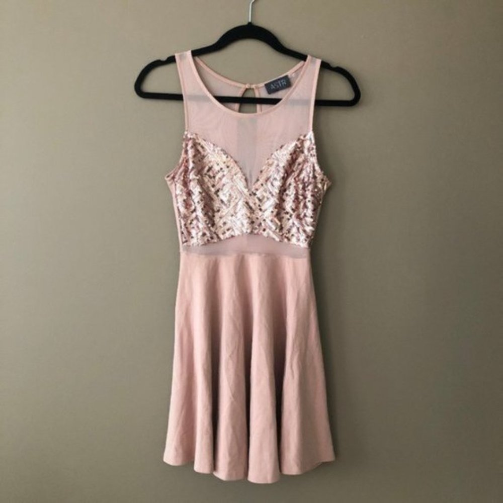 ASTR The Label Sequin Mesh Keyhole Sleeveless Mini Skater Dress Blush Pink S